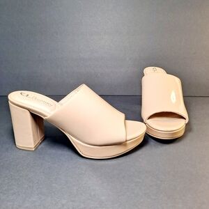 CL by Laundry Women's Nude Block Platforms. Size 6.